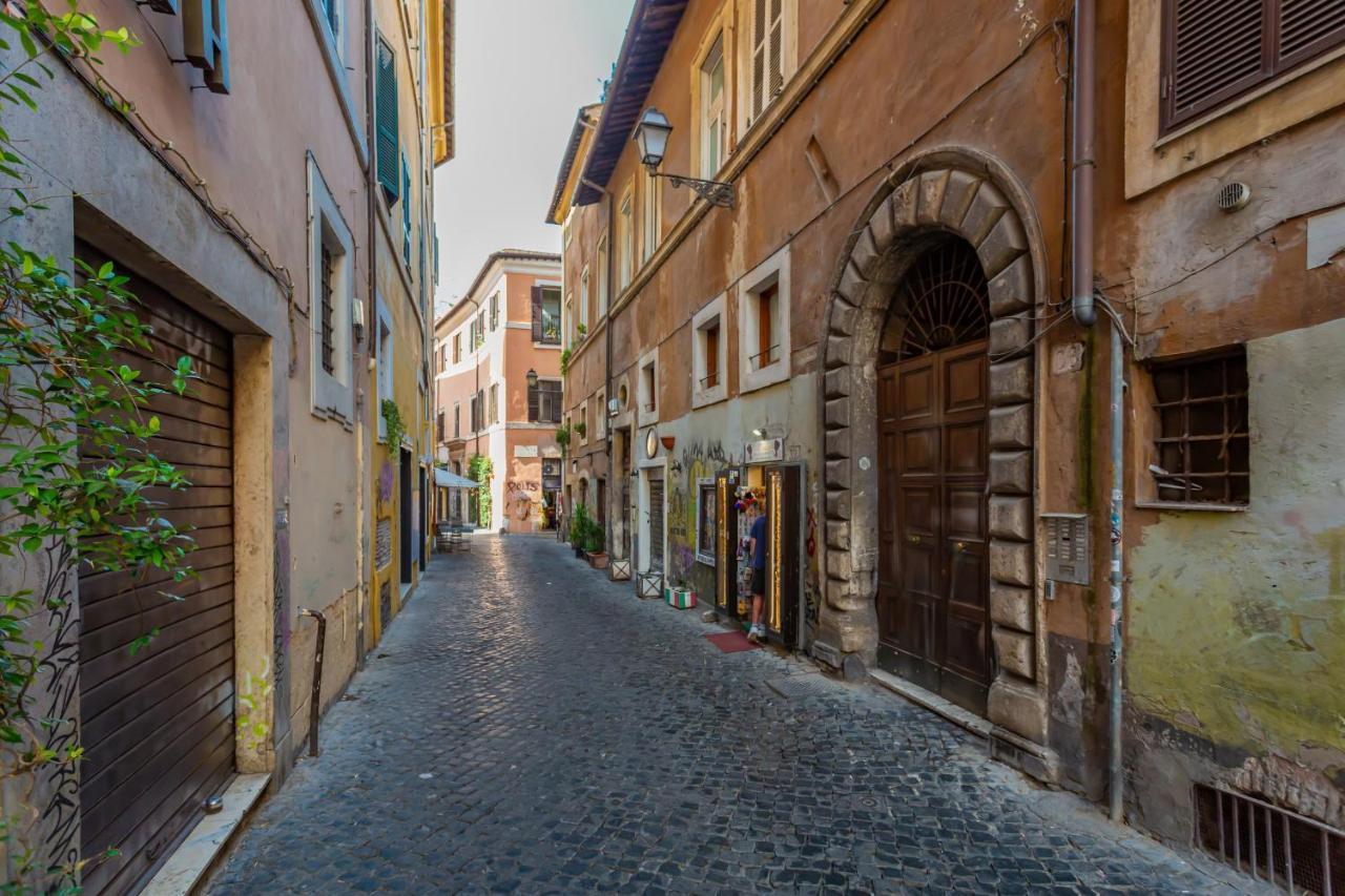 Al Cortile Del Moro Lägenhet Rom Exteriör bild